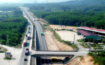 Cao tốc Cam Lộ - La Sơn được giảm tải