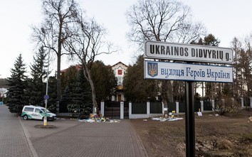 Đại sứ quán Nga tại Litva liên tiếp bị tấn công bằng bom xăng