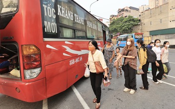 Bến xe Hà Nội phục vụ hơn 100 nghìn lượt khách dịp nghỉ lễ 30/4