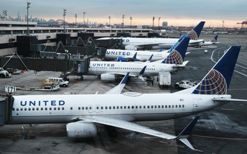 Một loạt hãng bay lớn kiện Bộ Giao thông Mỹ vì quy định bắt công khai phí hàng không