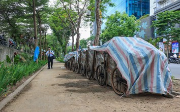 Nhếch nhác tuyến đường dành riêng cho người đi bộ, đi xe đạp ở Hà Nội