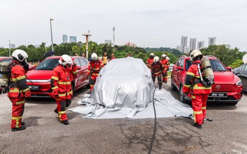 Chăn chữa cháy xe điện có giá từ 8,5 triệu đồng