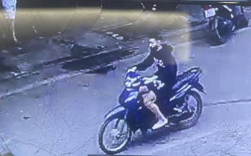 Truy tìm đối tượng đi xe máy tông gãy 2 chân người phụ nữ rồi bỏ trốn