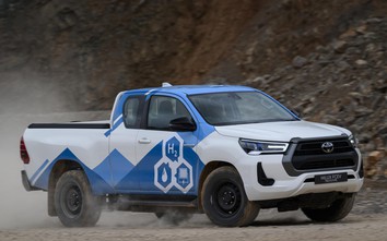 Toyota Hilux sắp có phiên bản chạy hydro