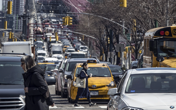 New York dừng thu phí tắc đường vào phút chót, vì sao?