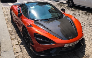 Cận cảnh siêu xe McLaren 765LT Spider độc nhất Việt Nam