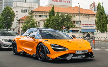 Siêu xe hàng hiếm McLaren 765LT xuất hiện trên đường phố Việt