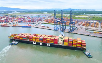 Cảng Việt Nam đón tàu container sức chở 8.000 Teus đi châu Âu