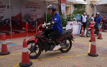 HEAD Sơn Minh tập huấn ATGT cho hàng trăm đoàn viên thanh niên