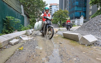 Đoạn đường 200m ở Hà Nội làm 4 năm chưa xong