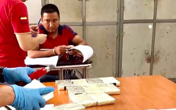 Triệt phá đường dây vận chuyển 13 bánh heroin bằng xe tải