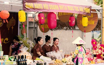 Chợ quê thời Mạc lần thứ 2 tái hiện nhiều món ăn cung đình xưa