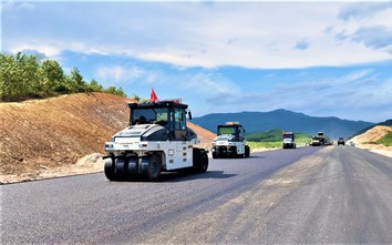 Sớm di dời hạ tầng kỹ thuật, đẩy nhanh tiến độ cao tốc Vân Phong - Nha Trang