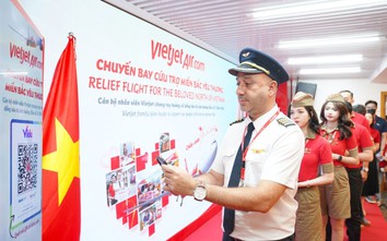 Vietjet chung tay ủng hộ người dân vùng lũ