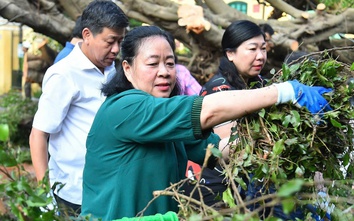 Bí thư Hà Nội cùng nhân dân xuống đường dọn rác sau siêu bão Yagi