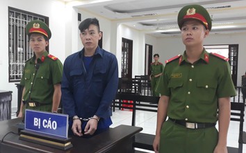 Mâu thuẫn khi đánh bài, nam thanh niên đâm bố bạn tử vong