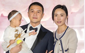 "Quách Tĩnh" Lý Á Bằng ly hôn vợ kém 19 tuổi