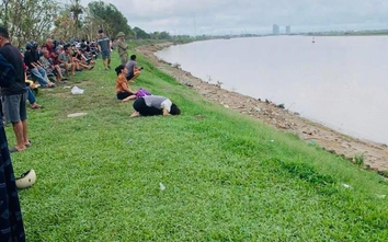 Tìm thấy thi thể 2 bé gái trong vụ bố ôm các con nhảy cầu Bến Thủy
