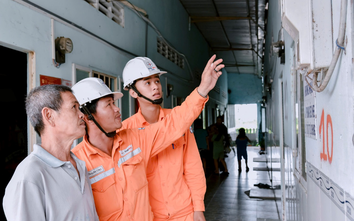 Tránh nguy cơ điện giật mùa mưa bão: Những nguyên tắc "vàng" không thể phớt lờ