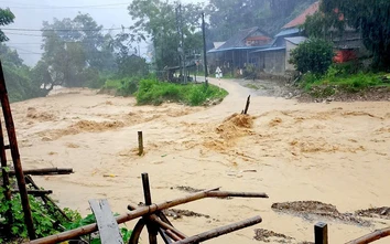 Bộ Xây dựng chỉ đạo khẩn ứng phó mưa lũ lớn ở miền Trung