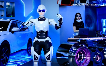 Omoda&Jeacoo mở rộng hệ sinh thái “ô tô - robot”