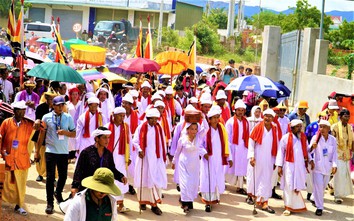 Những gam màu đặc sắc trong lễ hội Katê 2025