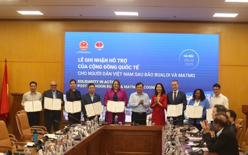 Hơn 7,1 triệu USD tiền mặt phát cứu trợ người dân thiên tai