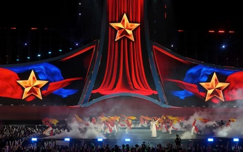 Đại tiệc âm nhạc Hạ Long 2025 rực rỡ và đầy cảm xúc