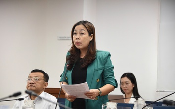 TP.HCM chấn chỉnh tình trạng ca sĩ biểu diễn nhạc phản cảm, lệch chuẩn văn hóa