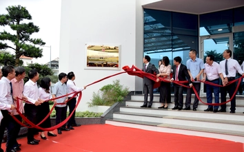 Gắn biển công trình ngành Xây dựng chào mừng Đại hội Đảng bộ Chính phủ lần thứ I