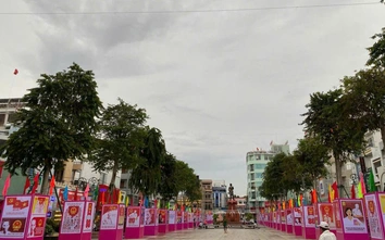 Triển lãm tranh cổ động tấm lớn và Liên hoan nghệ thuật quần chúng toàn quốc tại An Giang