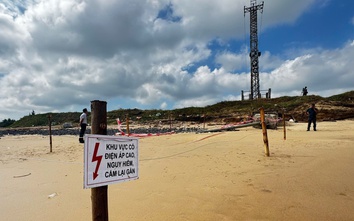 Cáp ngầm đường điện 22kV ra đảo Lý Sơn bị sóng đánh lộ thiên, tiềm ẩn nguy cơ mất an toàn