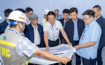 Thứ trưởng Lê Anh Tuấn: Bám sát tiến độ, bàn giao đúng hạn dự án mở rộng nhà ga T2 Nội Bài