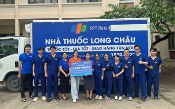 Long Châu tiêm miễn phí hơn 2.000 liều vaccine uốn ván cho người dân Miền Trung