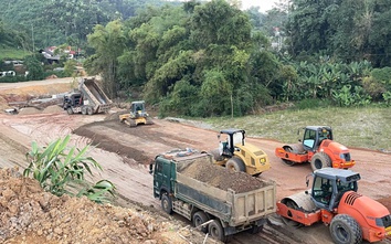 Thời tiết ủng hộ, nhà thầu đồng loạt tăng mũi thi công cao tốc Chợ Mới - Bắc Kạn