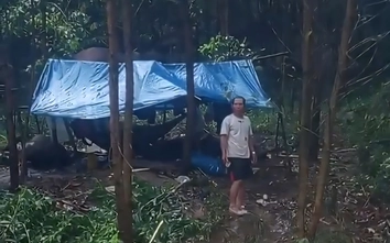 12 người dân Quảng Ngãi đi làm thuê ở Khánh Hòa bị lũ bao vây, một người mất tích