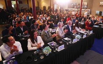 Bữa tiệc thị giác "Photo Hanoi’25" giữa lòng Thủ đô