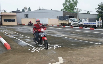 Gia Lai: Hơn 400 học viên vùng biên được đưa đón, phát cơm miễn phí khi sát hạch GPLX