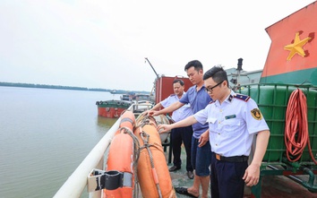 Quy định rõ về kiểm tra, giám sát chuyên ngành tại cảng, bến thuỷ, tránh lạm quyền