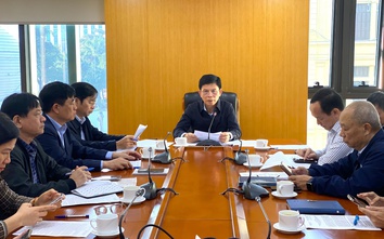 Provinces urged to accelerate road clearance as flooding severely disrupts transport