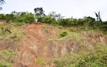 Gia Lai: Vết nứt xuất hiện trên đồi, chính quyền chủ động phương án bảo vệ khu dân cư