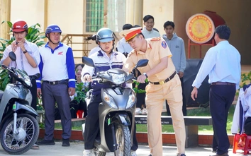 Lâm Đồng: Đẩy mạnh tuyên truyền, hướng dẫn kỹ năng lái xe gắn máy an toàn cho học sinh
