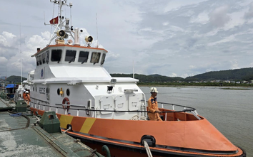 Ứng phó bão số 13: Tạm đóng cửa nhiều cảng biển, lập tổ cơ động sẵn sàng cứu nạn