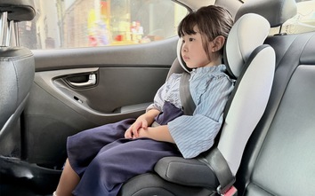 Kiến nghị chỉ xe ô tô cá nhân mới cần trang bị ghế an toàn cho trẻ em