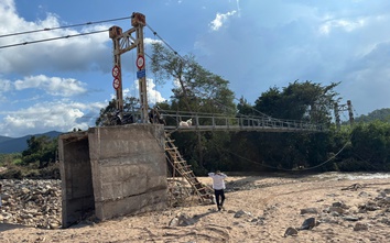 Cận cảnh tuyến đường bị lũ tàn phá, cô lập gần 1.200 người dân Gia Lai