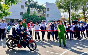 Hà Nội bồi dưỡng kiến thức pháp luật, kỹ năng lái xe cho học sinh