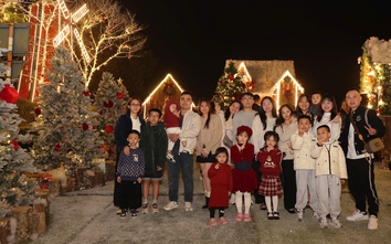 Lễ hội Marché De Noel 2025 chính thức khai mạc, kéo dài tới 2/1/2026