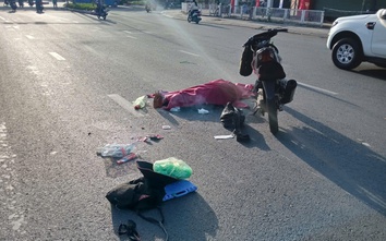 TP.HCM: Xe máy va chạm người đi bộ, 2 người thương vong