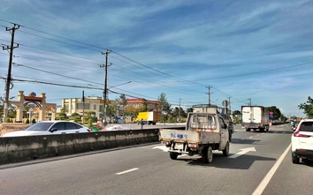 Bổ sung báo hiệu, xử lý các điểm mất an toàn giao thông trên QL1 qua Cà Mau