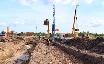 Đôn đốc thi công cao tốc Cà Mau - Đất Mũi, miền cực Nam của Tổ quốc